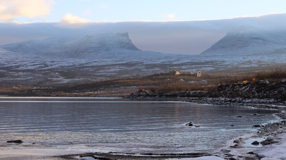 Saving energy in artic conditions at a scientific research station